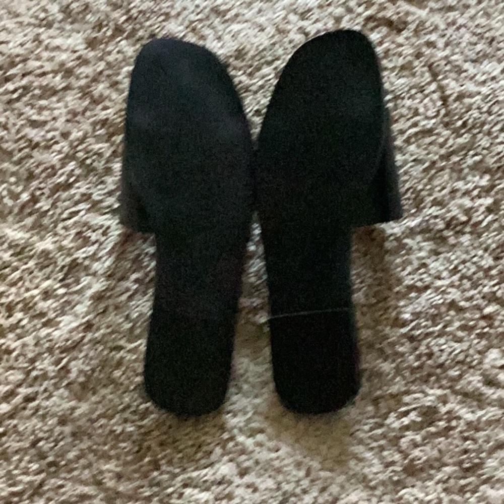 Charming Lady Black Slides - image 3